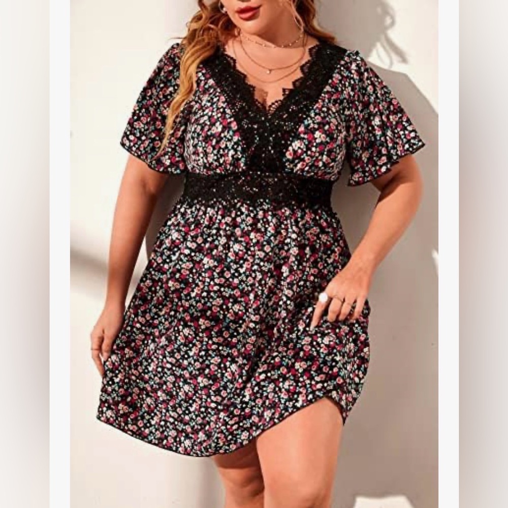 SHEIN Curve Mini Dress Babydoll Dark Floral Roses Crochet Flowy 4XL